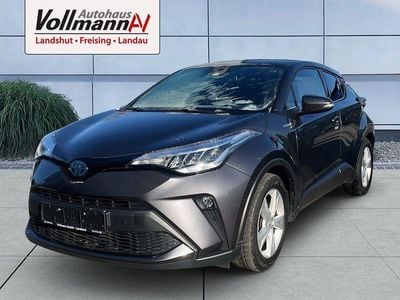 Grau Gebraucht 2022 Toyota C-HR Team SUV | 22.750 € (Fairer Preis)