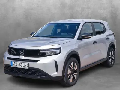 Neu Opel Frontera 136 PS (100 kW) 2026 Kristall silber SUV