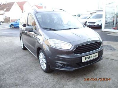 gebraucht Ford Tourneo Courier Titanium