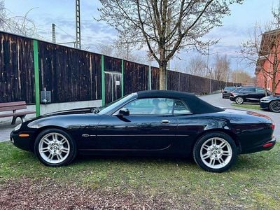 Gebraucht Jaguar XK8 298 PS (219 kW) 2001 Schwarz Cabrio