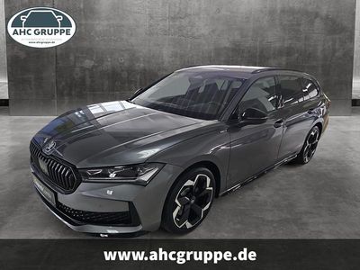 Grau Neu 2026 Skoda Superb SportLine Kombi | 49.490 € (Fairer Preis)