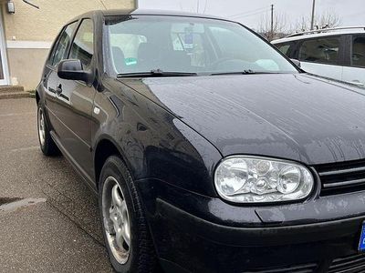 Gebraucht VW Golf IV 101 PS (74 kW) 2002 Schwarz Kleinwagen