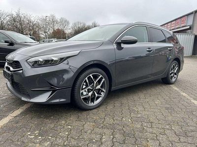 Grau Neu 2025 Kia Ceed Style Kleinwagen | 26.890 € (Fairer Preis)