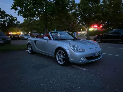 Gebraucht Toyota MR2 Edition 140 PS (102 kW) 2004 Silber Cabrio