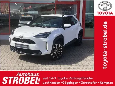 Gebraucht Toyota Yaris Cross 131 PS (96 kW) 2025 Schneeweiß SUV