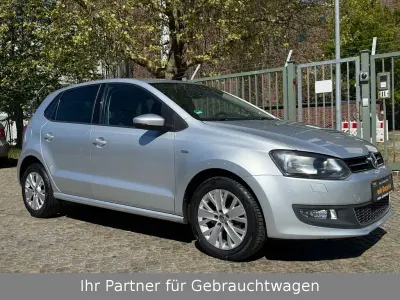 Gebraucht VW Polo 90 PS (66 kW) 2013 Silber Kleinwagen