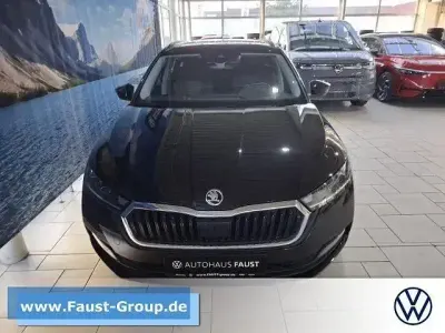 Gebraucht Skoda Superb Style 218 PS (160 kW) 2023 Schwarz perleffekt Kombi