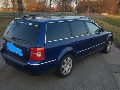 Gebraucht VW Passat Highline 170 PS (125 kW) 2002 Blau Kombi