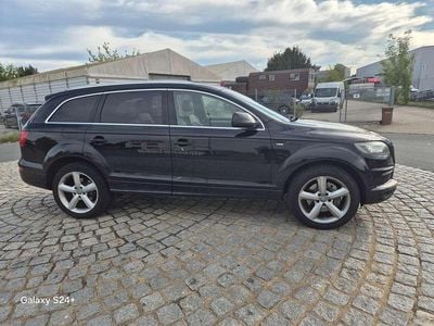 Schwarz Gebraucht 2011 Audi Q7 S-Line SUV | 11.990 € (Etwas zu teuer)