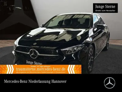 Gebraucht Mercedes A200 Progressive 163 PS (119 kW) 2025 Kosmosschwarz Limousine