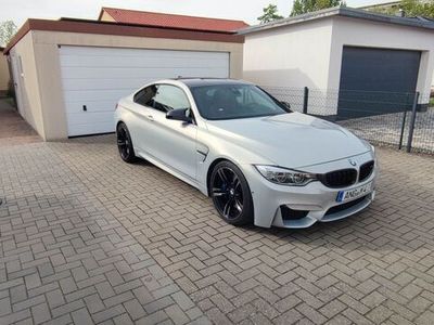 gebraucht BMW M4 DKG Coupe Mondstein M Driver Leder Carbon