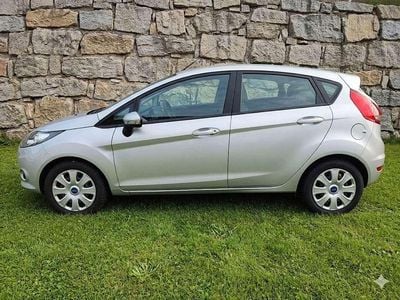 Second-hand Ford Fiesta 82 CP (60 kW) 2009 Argintiu Hatchback