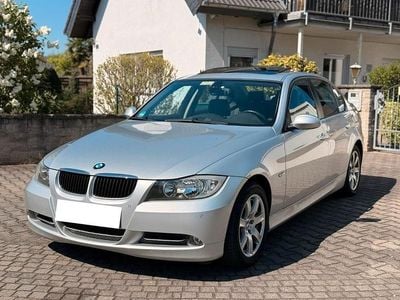 Usata BMW 318 143 CV (105 kW) 2007 Argento Berlina
