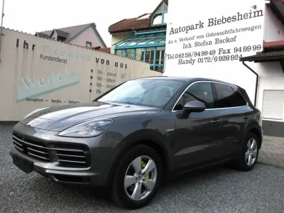 Używany Porsche Cayenne 462 KM (339 kW) 2022 Szary SUV