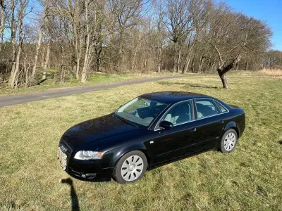 Używany Audi A4 S-Line 163 KM (119 kW) 2005 Czarny Sedan/Limuzyna