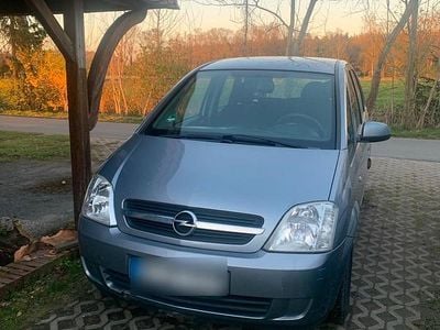 Usata Opel Meriva 101 CV (74 kW) 2005 Argento Monovolume