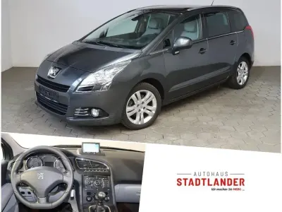 Gebraucht Peugeot 5008 Platinum 150 PS (110 kW) 2010 Grau Van / Kleinbus