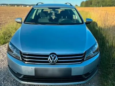 Gebraucht VW Passat 2011 Silber Kombi