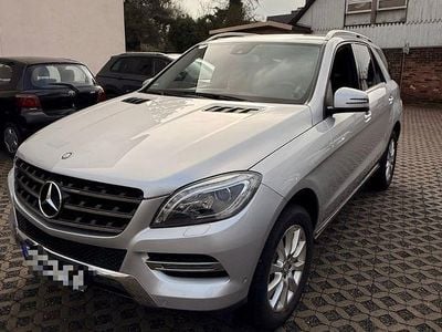 Gebraucht Mercedes ML250 204 PS (150 kW) 2015 Silber SUV