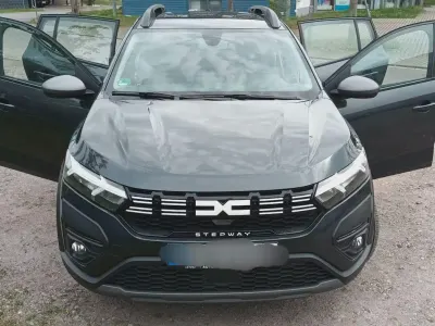 Gebraucht Dacia Sandero Expression 91 PS (66 kW) 2023 Grau Limousine
