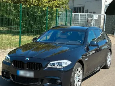 Gebraucht BMW 530 M Sport 258 PS (189 kW) 2013 Blau Kombi