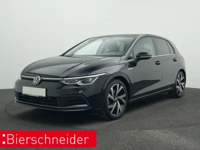 Używany VW Golf VIII Style 190 KM (139 kW) 2022 Czarny Sedan/Limuzyna