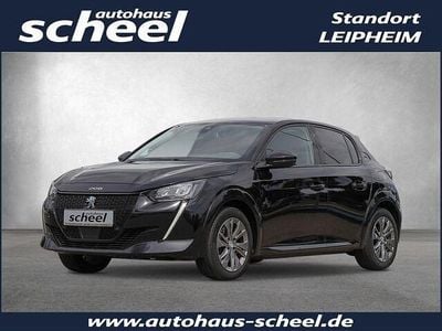 Gebraucht Peugeot e-208 Allure 100 kW (136 PS) 2021 Lackierung schwarz perla nera/ty Kleinwagen