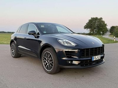 Blau Gebraucht 2017 Porsche Macan S SUV | 28.490 € (Etwas zu teuer)