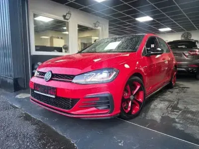 Gebraucht VW Golf VII GTI 245 PS (180 kW) 2019 Rot Limousine