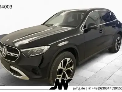 Gebraucht Mercedes GLC300e 313 PS (230 kW) 2023 Schwarz SUV