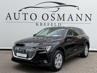 Gebraucht Audi e-tron Basis 230 kW (313 PS) 2022 Brillantschwarz SUV