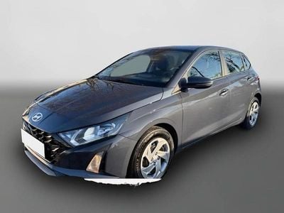 Gebraucht Hyundai i20 Essential 101 PS (74 kW) 2024 Grau Kleinwagen