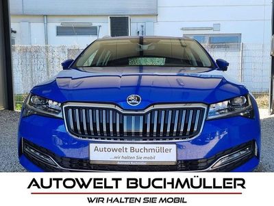 Gebraucht Skoda Superb 200 PS (147 kW) 2022 Blau Limousine