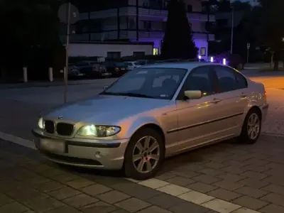 Gebraucht BMW 318 143 PS (105 kW) 2004 Andere farben Limousine