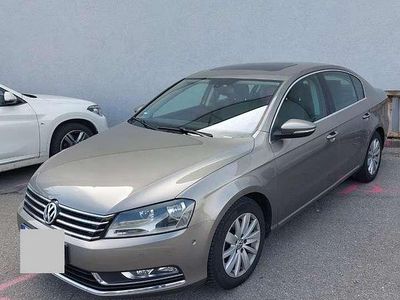 Gebraucht VW Passat Comfortline 122 PS (89 kW) 2011 Braun Limousine