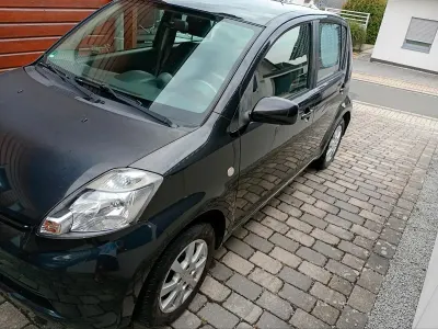 Gebraucht Daihatsu Sirion 87 PS (63 kW) 2007 Schwarz Kleinwagen