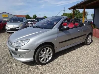 Gebraucht Peugeot 206 CC 136 PS (100 kW) 2001 Grau Cabrio