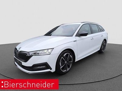 Weiss Gebraucht 2024 Skoda Octavia SportLine Kombi | 30.990 € (Guter Preis)