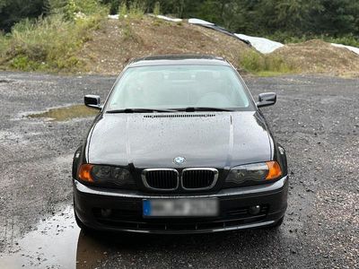 BMW 323