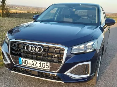 Gebraucht Audi Q2 Advanced 150 PS (110 kW) 2023 Blau SUV