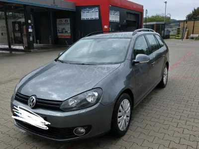 Gebraucht VW Golf VI 105 PS (77 kW) 2012 Grau Kombi
