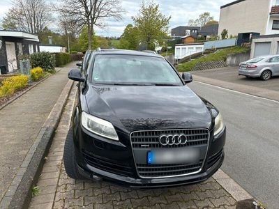 gebraucht Audi Q7  7 Sitzer.