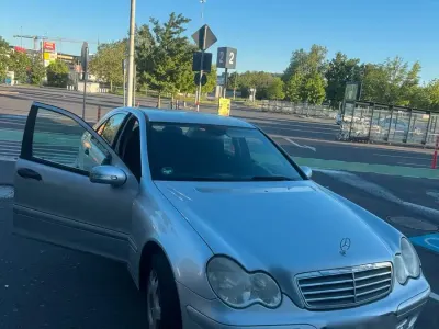 Gebraucht Mercedes C180 143 PS (105 kW) 2006 Grau Limousine
