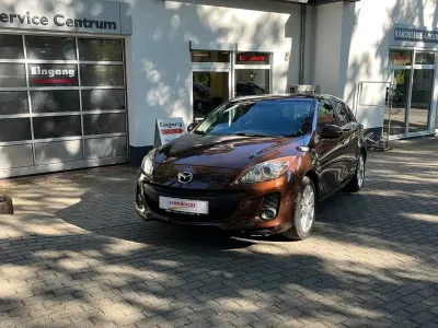 Gebraucht Mazda 3 Edition 105 PS (77 kW) 2012 Braun Limousine