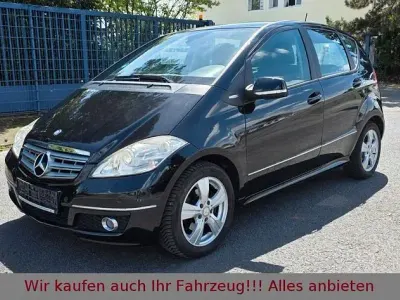 Gebraucht Mercedes A200 136 PS (100 kW) 2010 Schwarz Van / Kleinbus