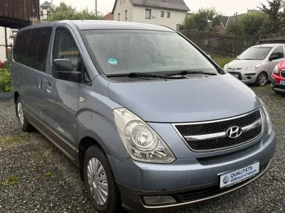 Gebraucht Hyundai H-1 170 PS (125 kW) 2010 Blau Van / Kleinbus