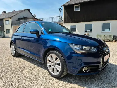 Gebraucht Audi A1 122 PS (89 kW) 2011 Blau Kleinwagen