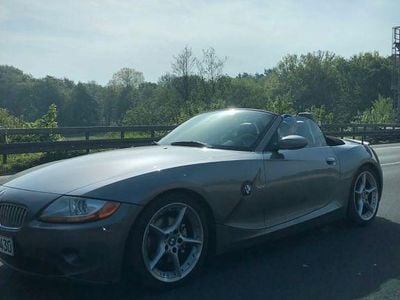 Grau Gebraucht 2004 BMW Z4 Sport Line Cabrio | 20.750 € (Teuer)