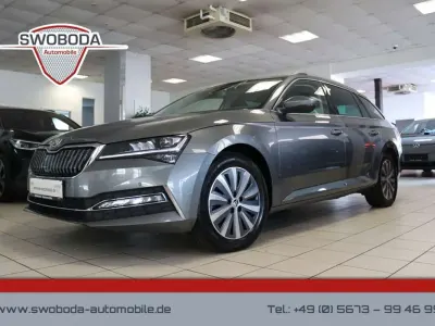 Gebraucht Skoda Superb Style 218 PS (160 kW) 2023 Grau Kombi