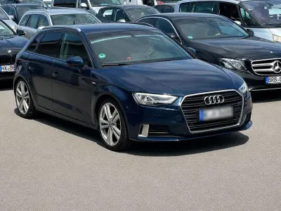 Używany Audi A3 S-Line 150 KM (110 kW) 2017 Niebieski Sedan/Limuzyna